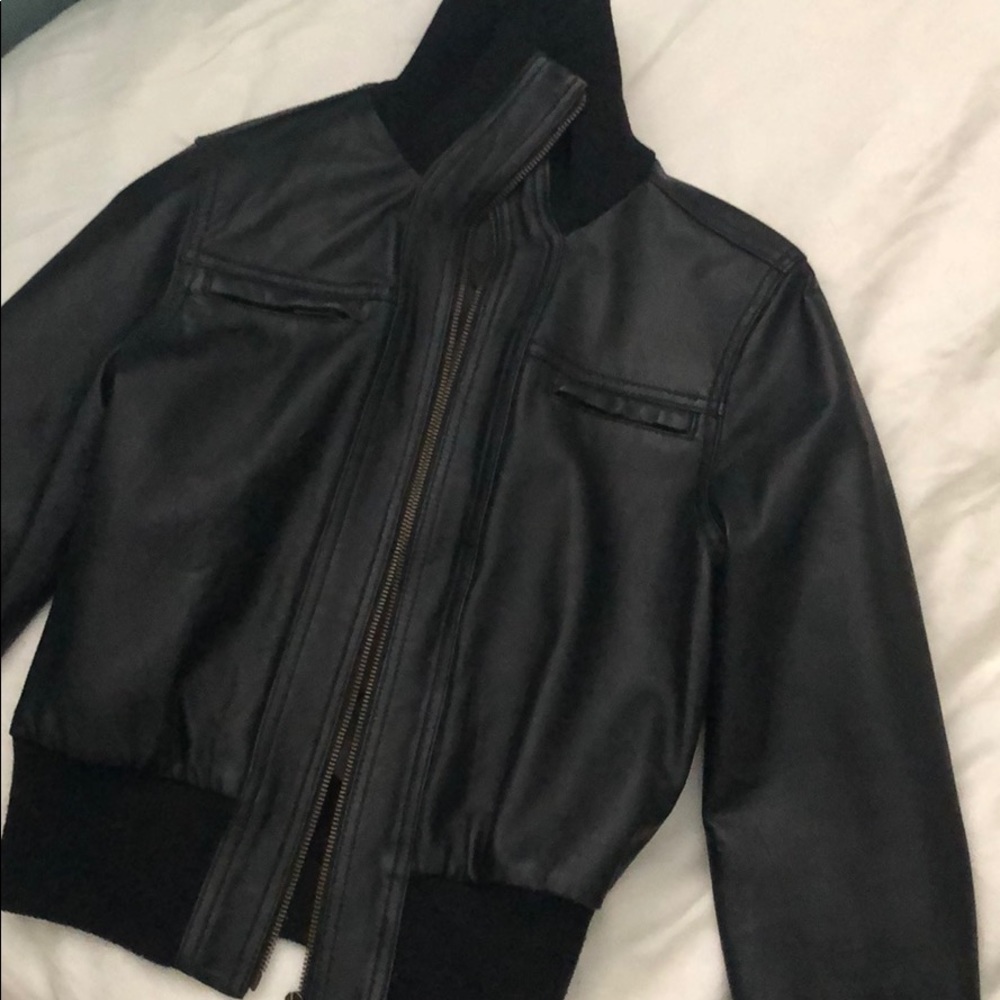 Black Leather Bomber Jacket 💣